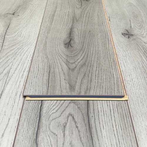 8mm thick laminate click - 8mm,